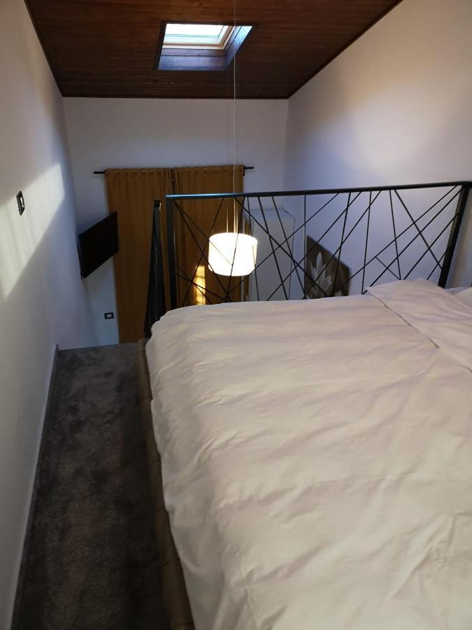 Kopel Haus - Studio - Self Acces Cod Location بالوتيشتي المظهر الخارجي الصورة